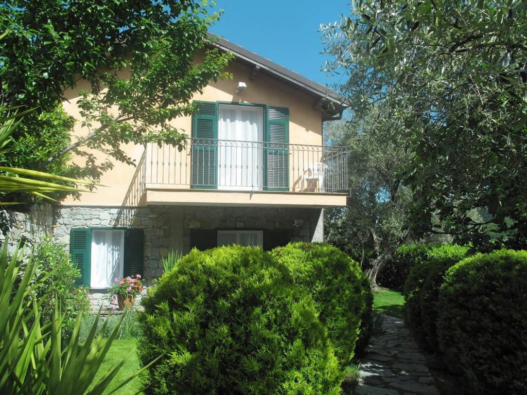 Casa Sylviane Villa Pietrabruna Dış mekan fotoğraf